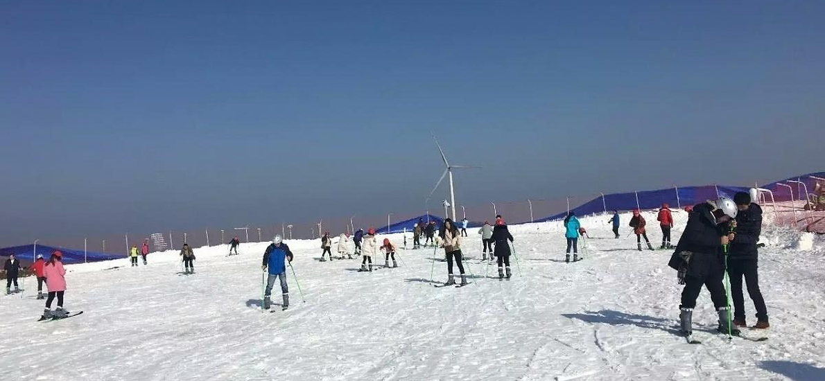 宜昌百里荒滑雪旅游